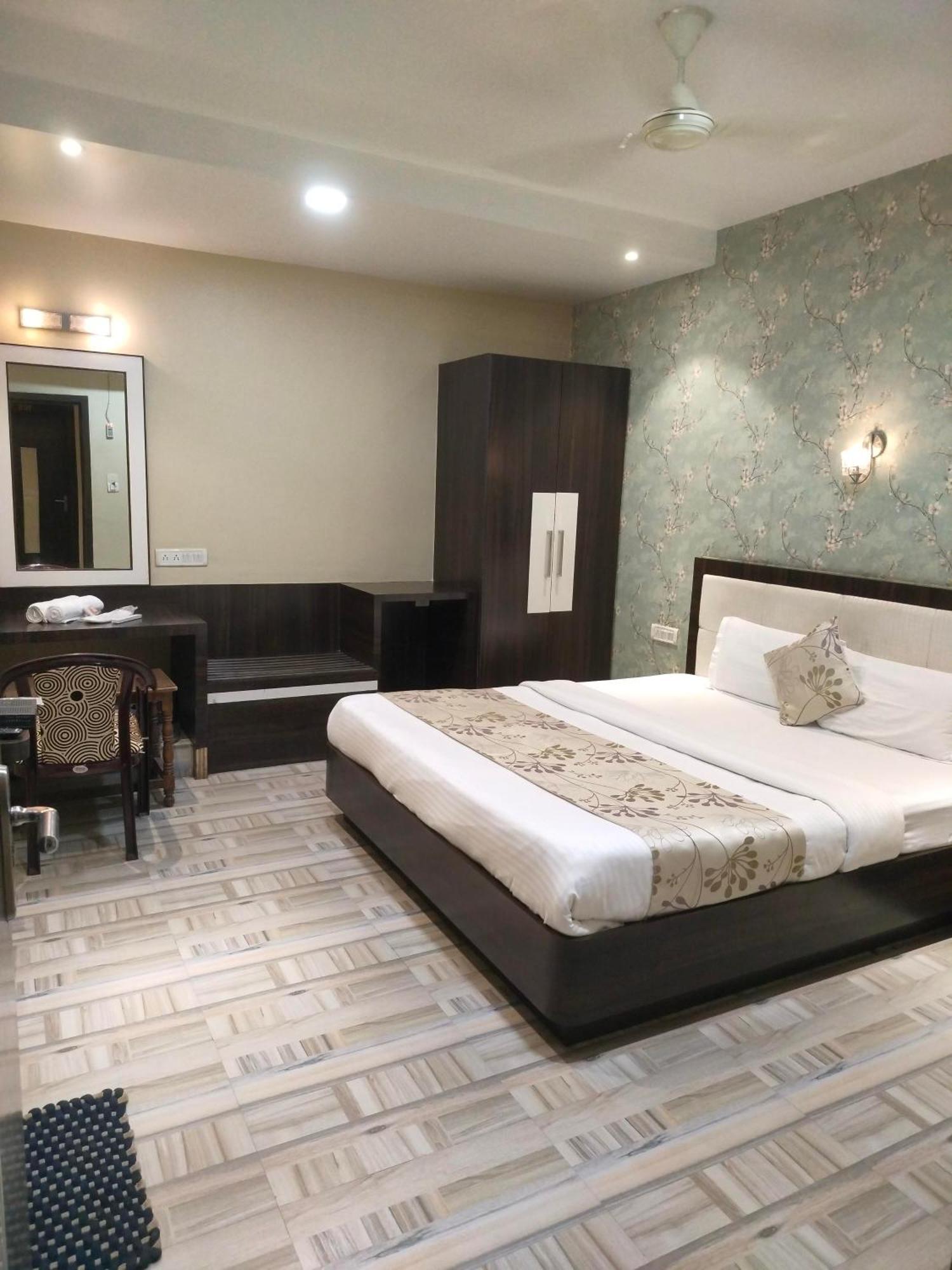 Hotel Royal Varanasi