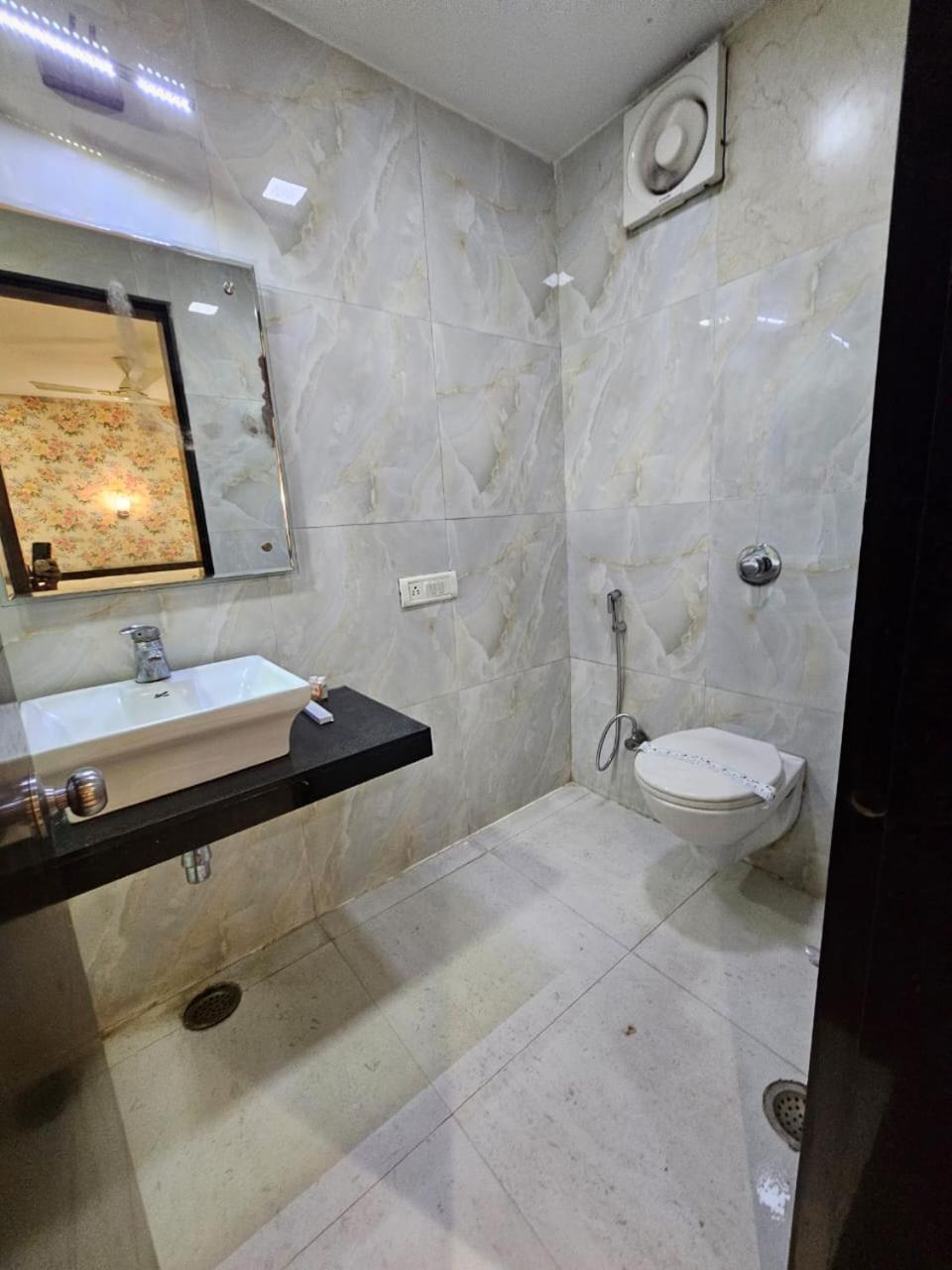 Royal 3* Varanasi